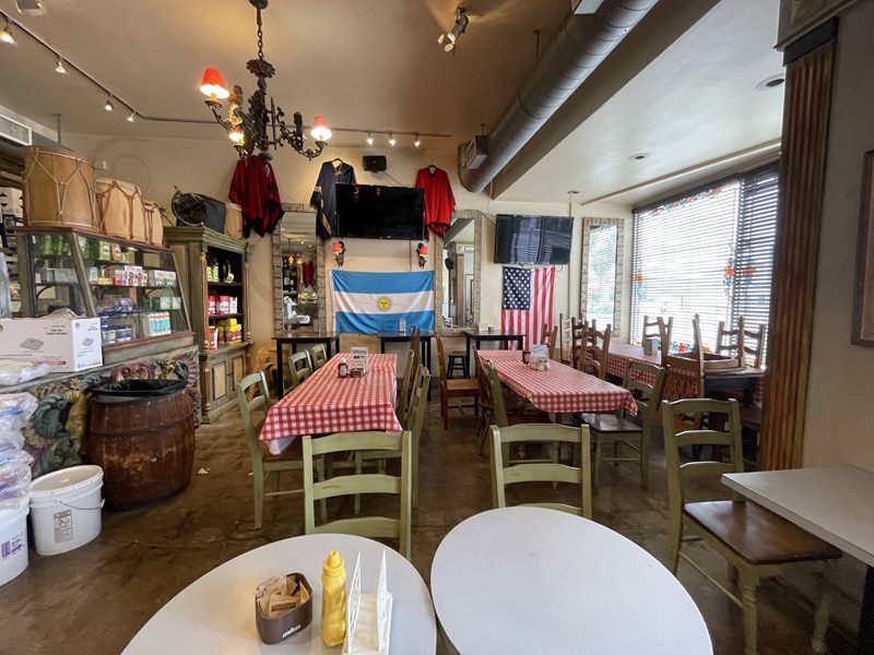 New Buenos Aires Bakery & Cafe interior